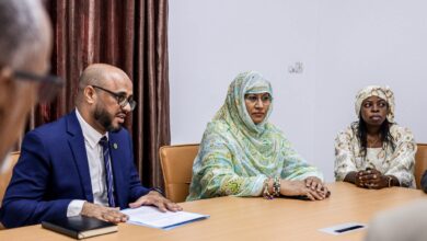 صورة وزيرة الاسكان تشرف على زيارة ميدانية لمؤسسة تنفيذ الأشغال بالمواد المحلية وتطّلع على واقع مشاريعها