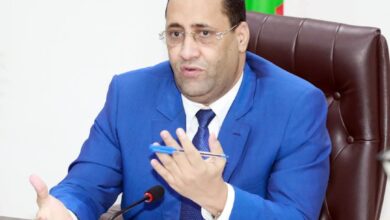 صورة الوزير الأول يترأس اجتماعا وزاريا لحسم الإشكالات البنيوية في المستشفيات (صور)