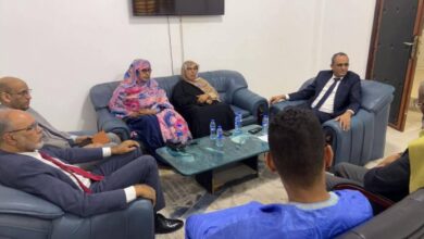 صورة رئيس السلطة العليا يستقبل لجنة متابعة توصيات اليوم التشاوري حول تمثيل ذوي الإعاقة في الإعلام