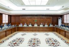 صورة مجلس الوزراء يصادق على حزمة مشاريع قوانين ومراسيم ويقرّ إجراءات جديدة لتعزيز التنمية وتمكين الشباب (بيان)