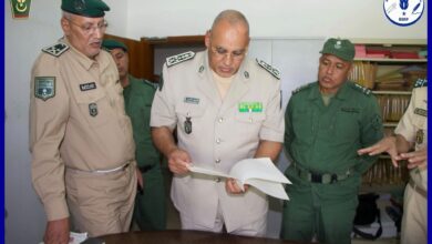 صورة قائد أركان الدرك الوطني يتفقد المكتب المركزي للبحوث