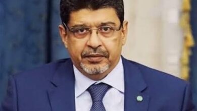 صورة سيدي محمد ولد محم يودّع ميناء نواكشوط المستقل ويشيد بدعم القيادة وجهود العمال
