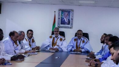 صورة وزير الزراعة يعقد اجتماعا مع المنتجين الزراعيين حول انسيابية معارض رمضان (صور)