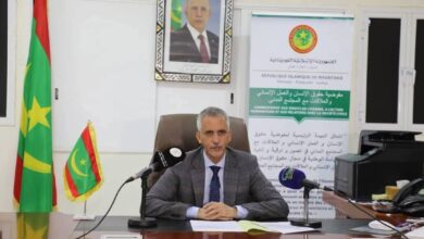 صورة مفوض حقوق الإنسان يعود إلى انواكشوط قادما من جنيف