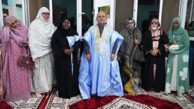 صورة الإدارة العامة للشركة الوطنية للصناعة والمناجم، تنظم حفل إفطار، على شرف العمال في مدينة ازويرات (صور)