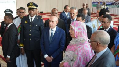 صورة رئيس الجمهورية يشرف من مخازن مفوضية الأمن الغذائي على إطلاق البرنامج الاجتماعي الرمضاني (صور)