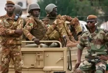 صورة جيش مالي: عودة جندين كانت جماعة إرهابية تحتجزهما بموريتانيا