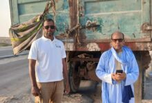 صورة المنسق العام لحملة “معا للحد من حوادث السير” ينظم زيارة لموقع حادث طريق الميناء، مرفقا بعدد من نشطاء الحملة