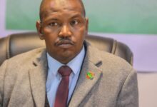 صورة فارس الكلمة وسفير المهمشين: الدكتور محمد فال ولد طالبنا