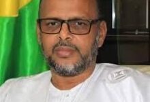 صورة محمد جميل منصور ينتقد غياب الدعاء لإيران في صلاة التراويح بنواكشوط