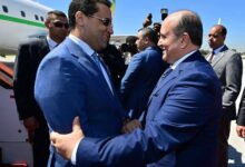 صورة الوزير الأول يصل الجزائر للمشاركة في أعمال اللجنة المشتركة للتعاون