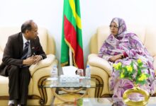 صورة مفوضة الأمن الغذائي تستقبل السفير الهندي (صور)