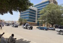 صورة تفريق مسيرة احتجاجية في نواكشوط رفضًا لارتفاع أسعار الوقود والغاز وتوقيف مشاركين