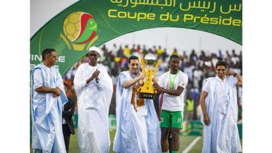 صورة الوزير المكلف بالأمانة العامة للحكومة يحضر نهائي كأس رئيس الجمهورية
