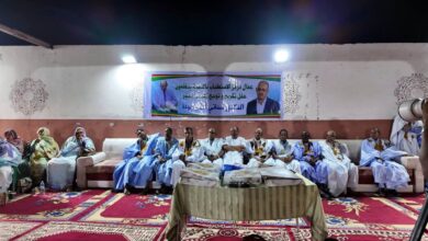 صورة طاقم مركز الاستطباب بالنعمة ويودّع المدير السابق للمركز الدكتور سيداتي ولد أعمر جودة ويثمّن حصيلة إدارته (صور) 