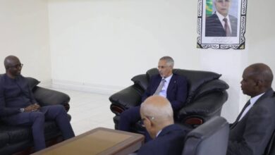 صورة مفوض حقوق الإنسان يلتقي بمكتبه بالعاصمة بوفد من السنغال