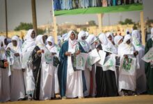 صورة ألاك.. مجتمع “التآزر” يستقبل السيدة الأولى استقبالًا حافلًا (صور)