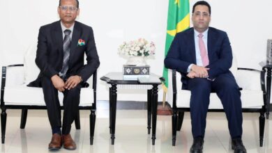 صورة الوزير الأول يستقبل السفير الهندي في موريتانيا