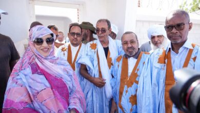 صورة ساعات قبل وصول فخامة رئيس الجمهورية.. رئيس حزب الإنصاف يشرف على حراك تعبوي واسع بمدينة أطار
